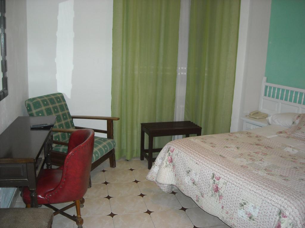 Hostal Residencia Avenida Cuenca  Dış mekan fotoğraf