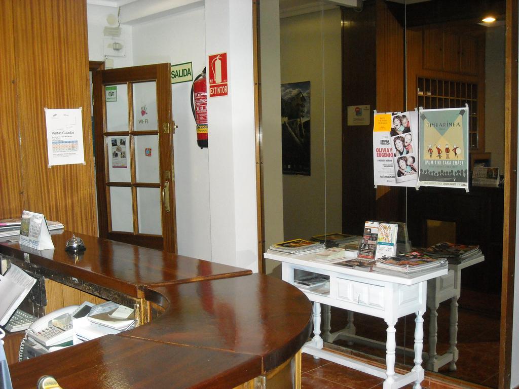 Hostal Residencia Avenida Cuenca  Dış mekan fotoğraf