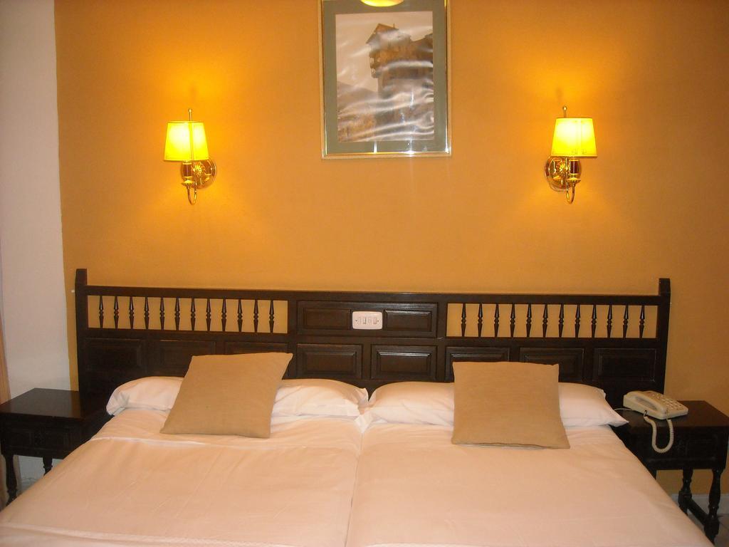 Hostal Residencia Avenida Cuenca  Dış mekan fotoğraf