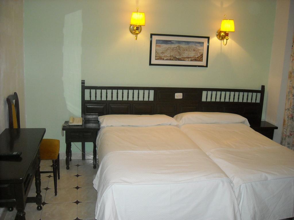 Hostal Residencia Avenida Cuenca  Dış mekan fotoğraf