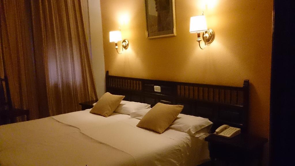 Hostal Residencia Avenida Cuenca  Dış mekan fotoğraf