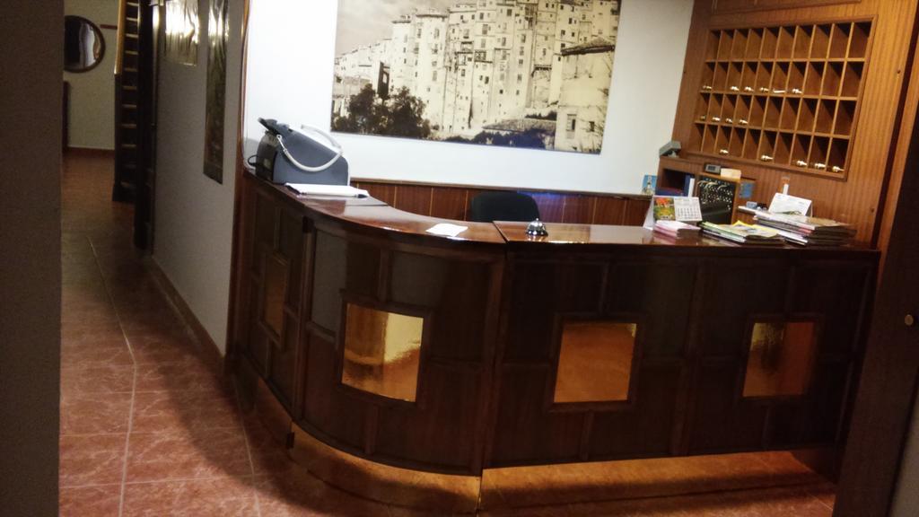 Hostal Residencia Avenida Cuenca  Dış mekan fotoğraf