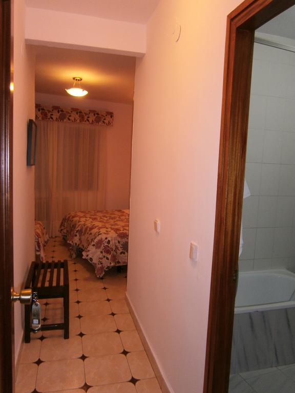 Hostal Residencia Avenida Cuenca  Dış mekan fotoğraf
