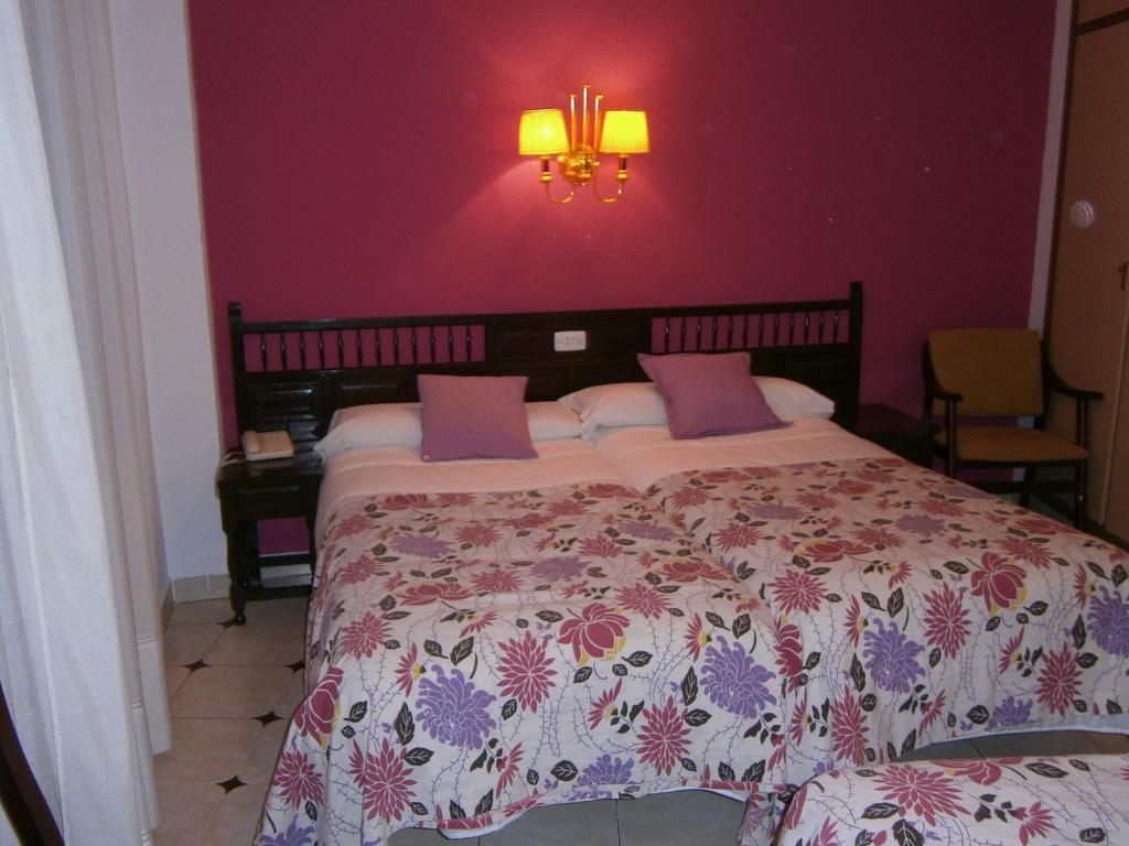 Hostal Residencia Avenida Cuenca  Dış mekan fotoğraf