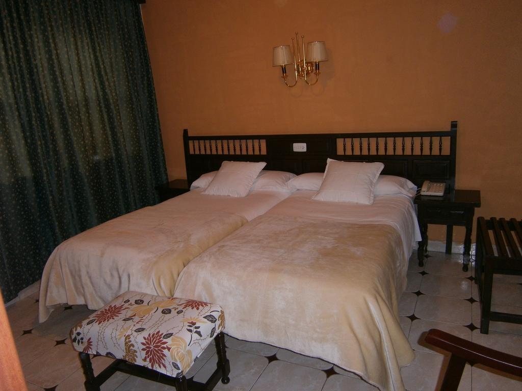 Hostal Residencia Avenida Cuenca  Dış mekan fotoğraf