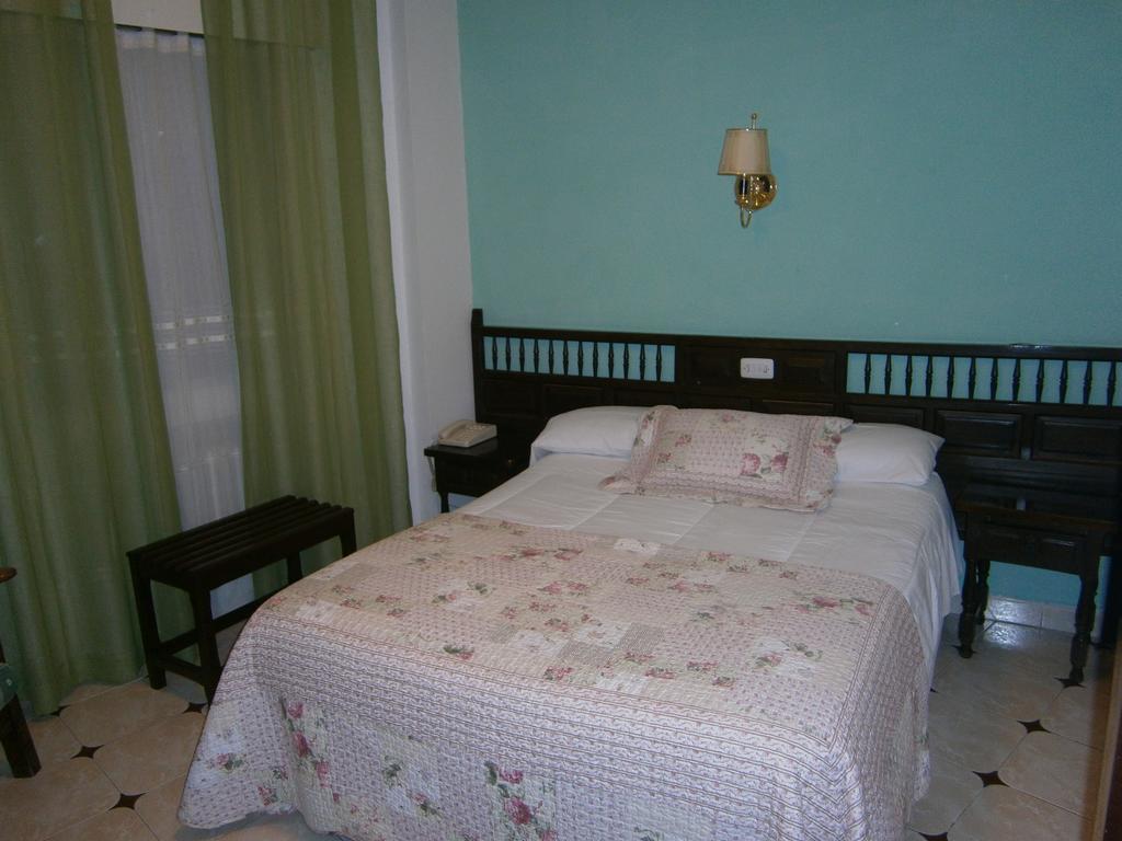 Hostal Residencia Avenida Cuenca  Dış mekan fotoğraf