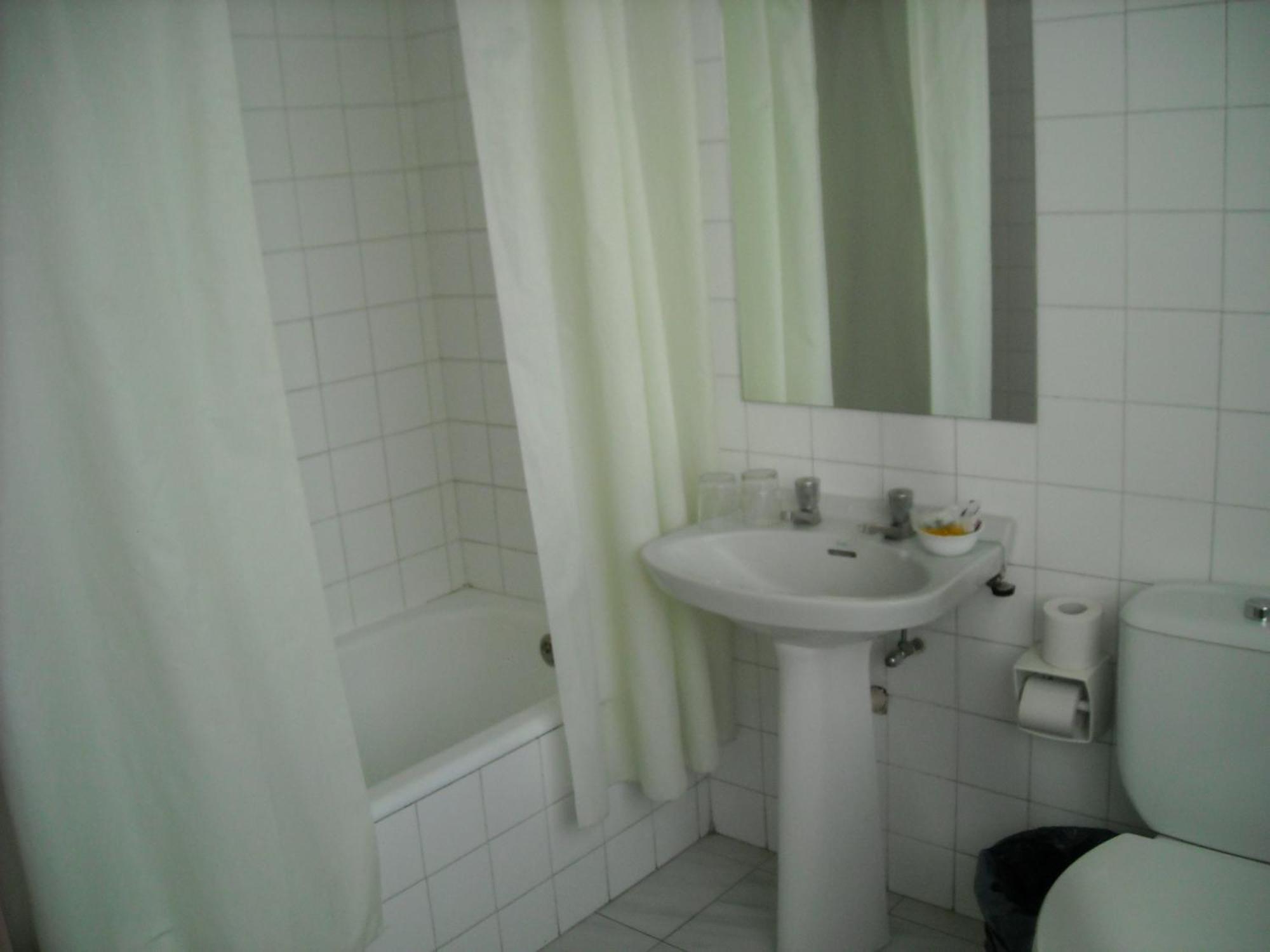 Hostal Residencia Avenida Cuenca  Dış mekan fotoğraf